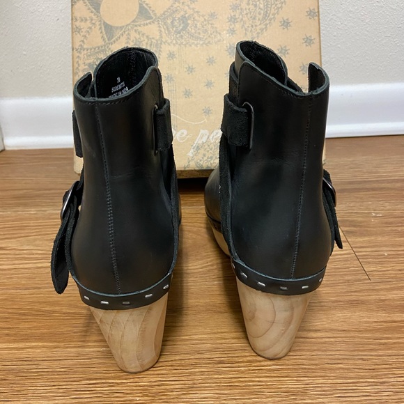 Free People Bungalow Clog Boots - Picture 4 of 8